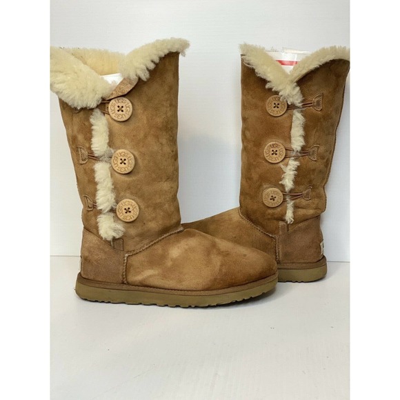 ugg bailey button triplet chestnut